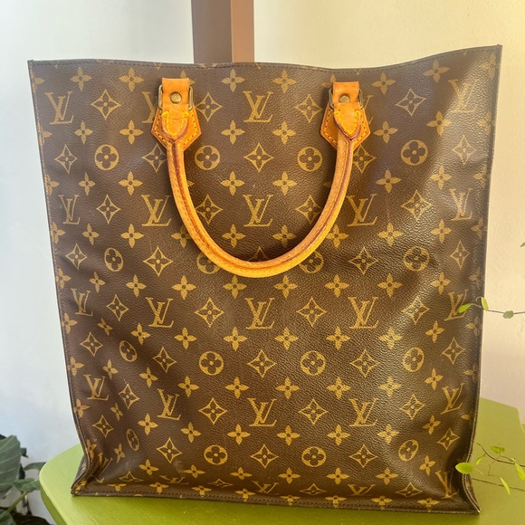 Louis Vuitton Brown Monogram Tote with Tan Handles - Picture 6 of 15